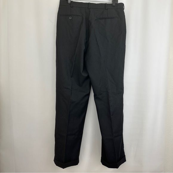 Men’s Dockers Black Pinstripe Dress Pants Size 34 x 32 - Picture 4 of 5